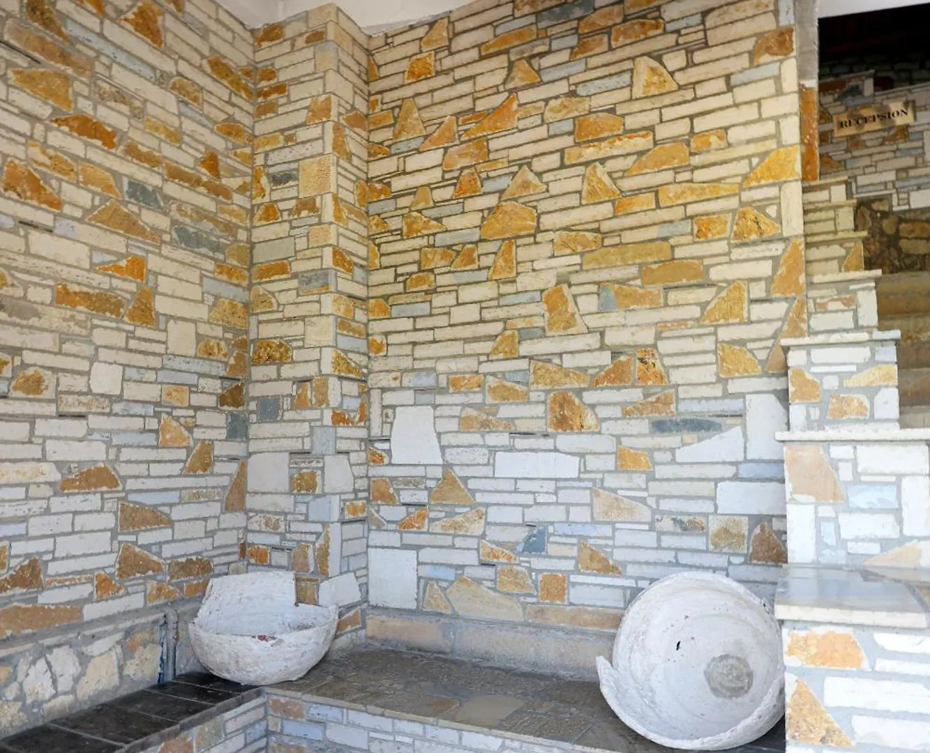 Hotel Ajka Berat 3*,  Albánie