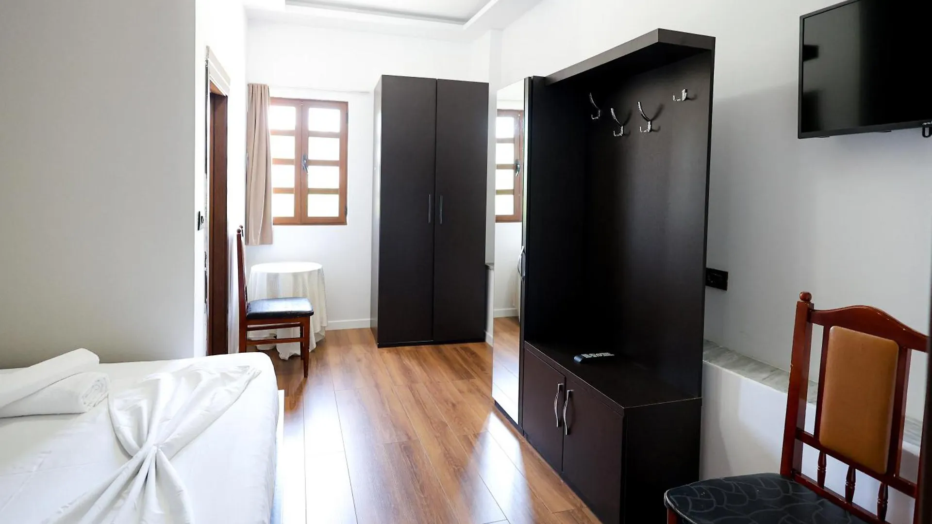 Hotel Ajka Berat