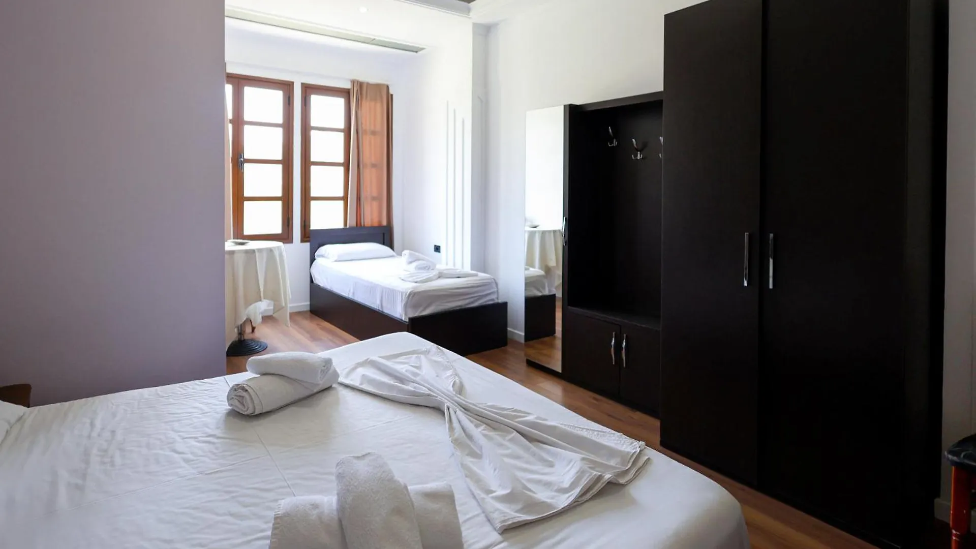 Hotel Ajka Berat