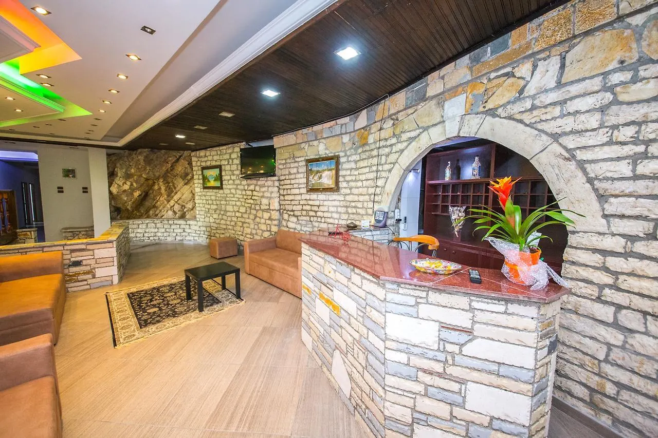 Hotel Ajka Berat 3*,  Albánie