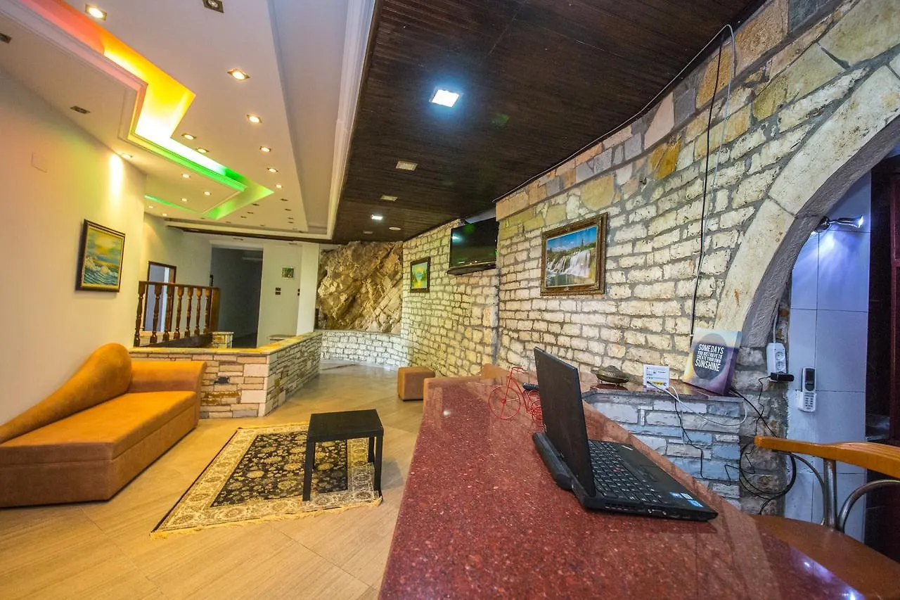 Hotel Ajka Berat