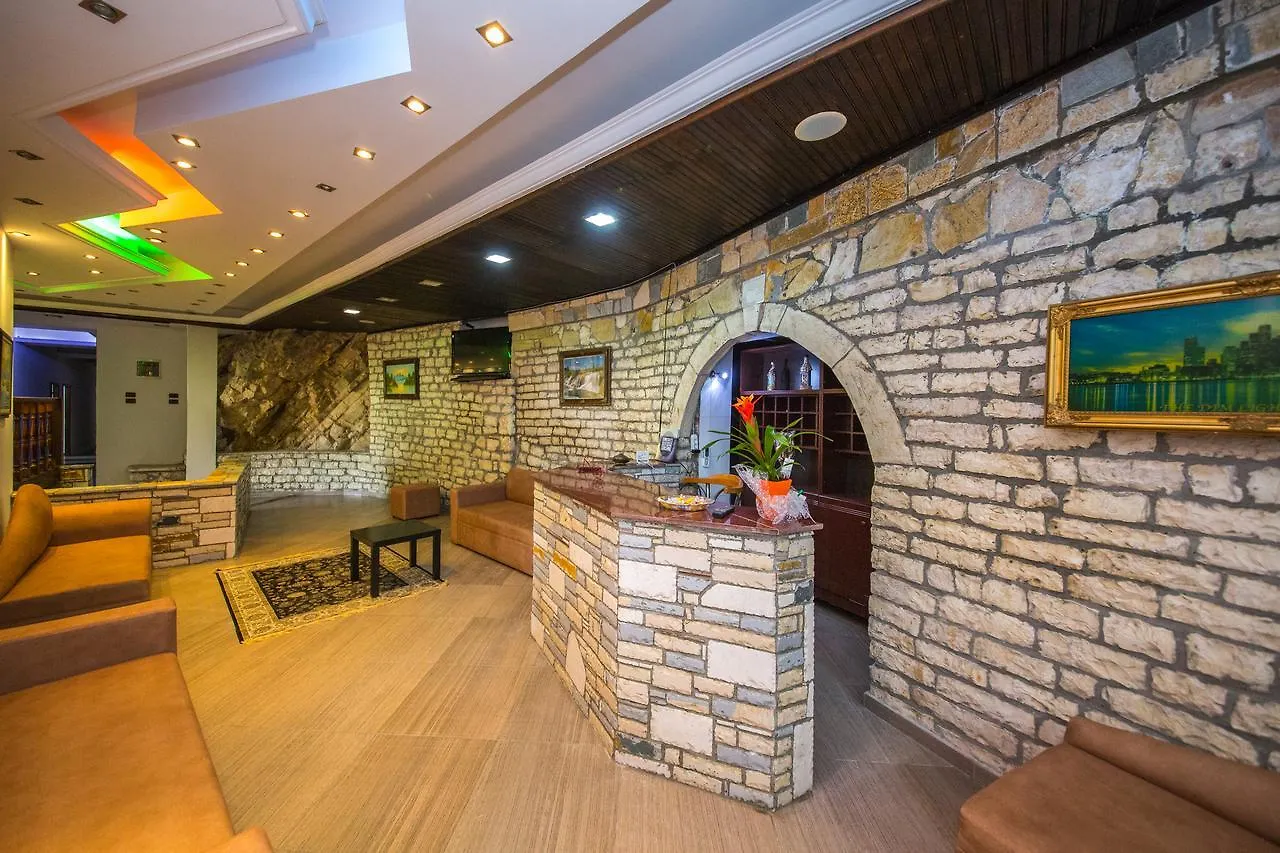 Hotel Ajka Berat