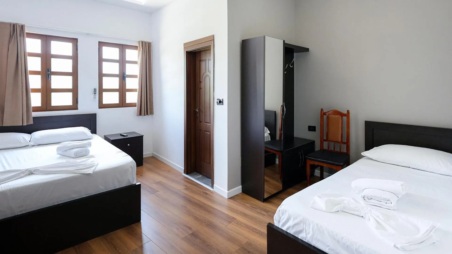 Hotel Ajka Berat