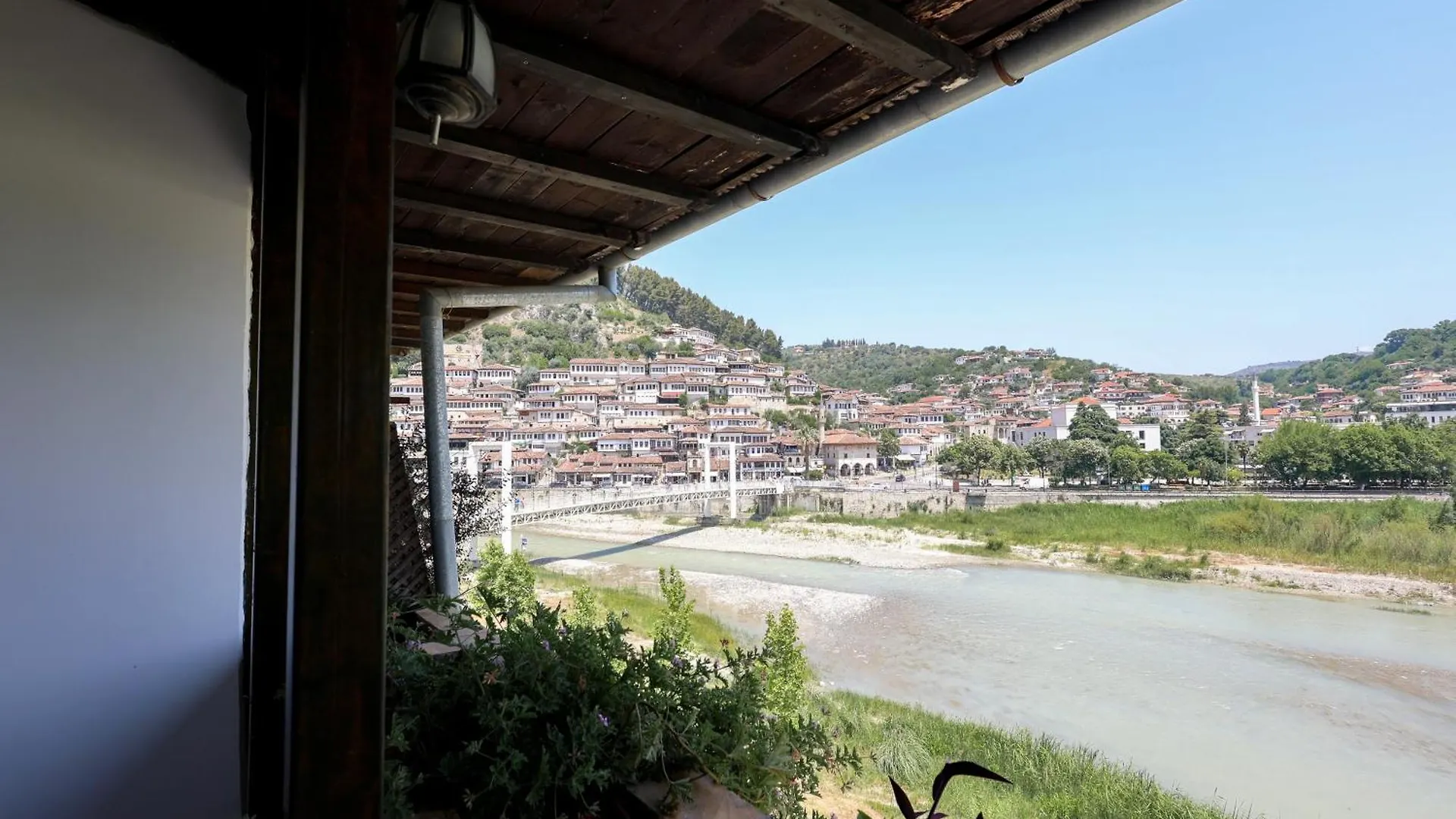 Hotel Ajka Berat Albania