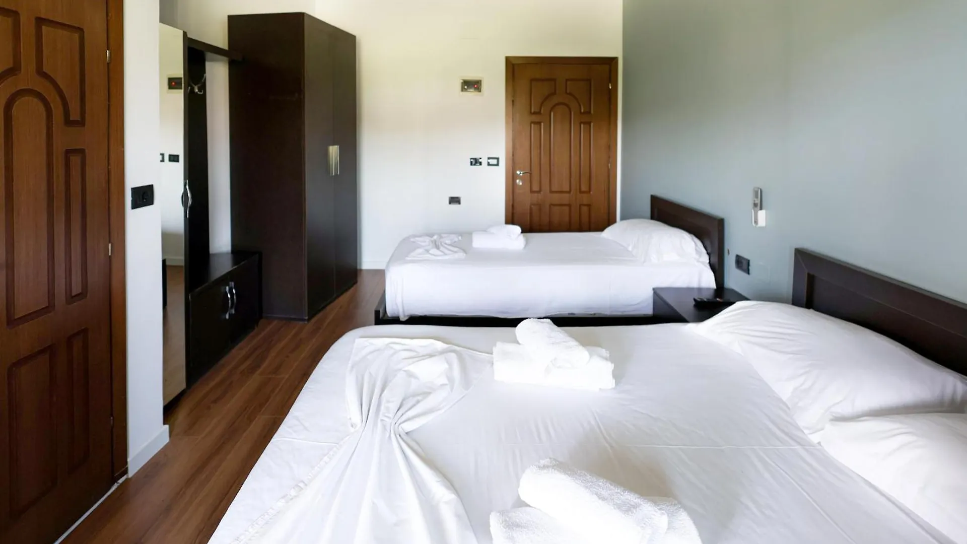 Hotel Ajka Berat