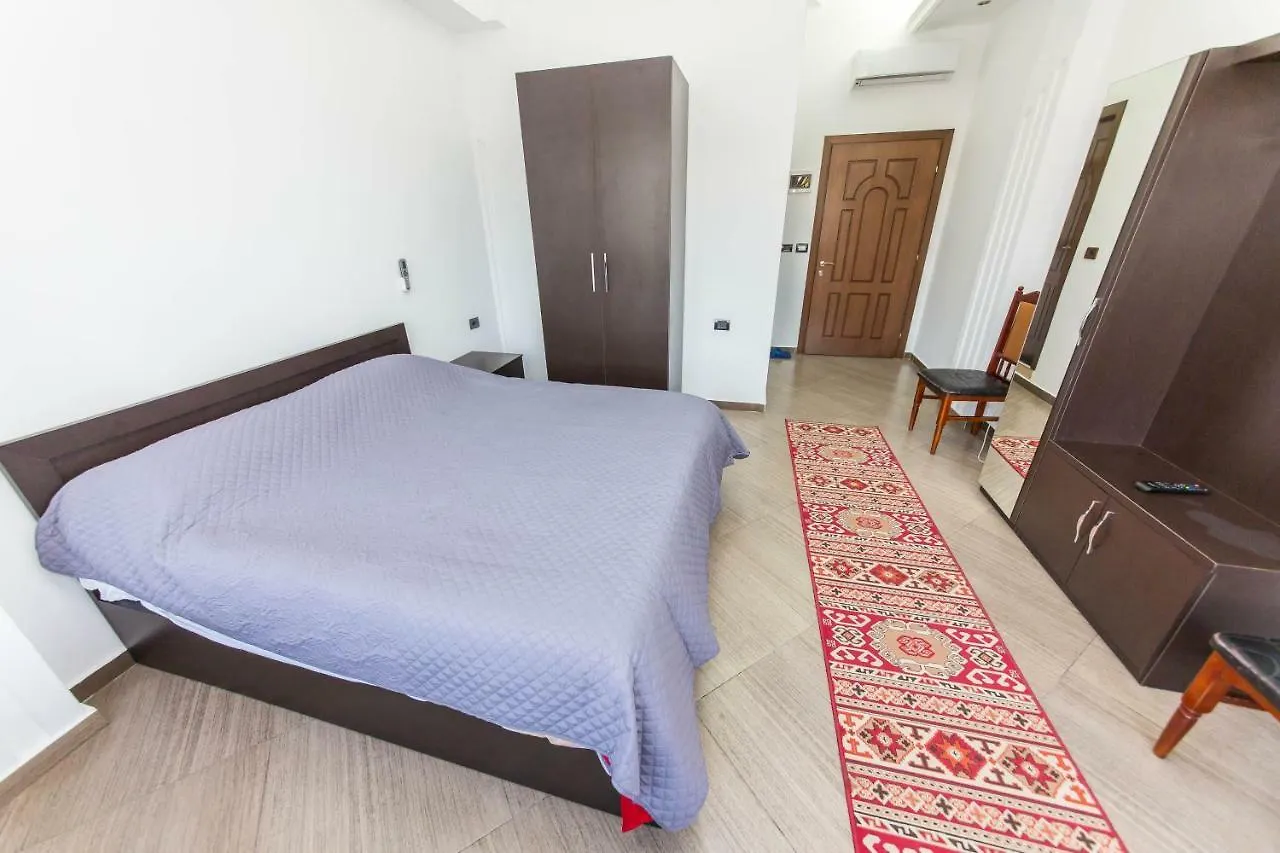 Hotel Ajka Berat